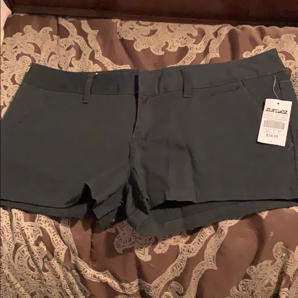 Empyre shorts